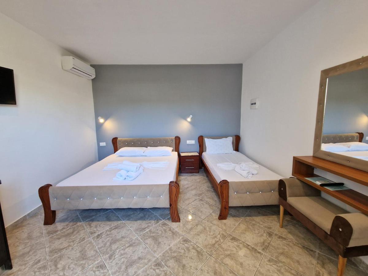 Villa Juli קסאמיל מראה חיצוני תמונה